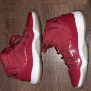 Jordan 11 "Win Like 96" XI Retro Gym Red